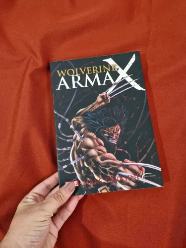 Livro de Wolverine | Marvel