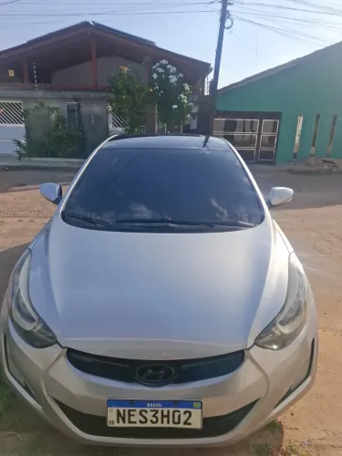 Hyundai Elantra GLS 2.0 16V Flex Aut. 2014