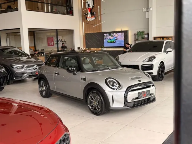 Mini Cooper SE TOP Collection 3P (elétrico) 2023