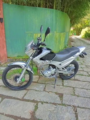 NX 400 Falcon
