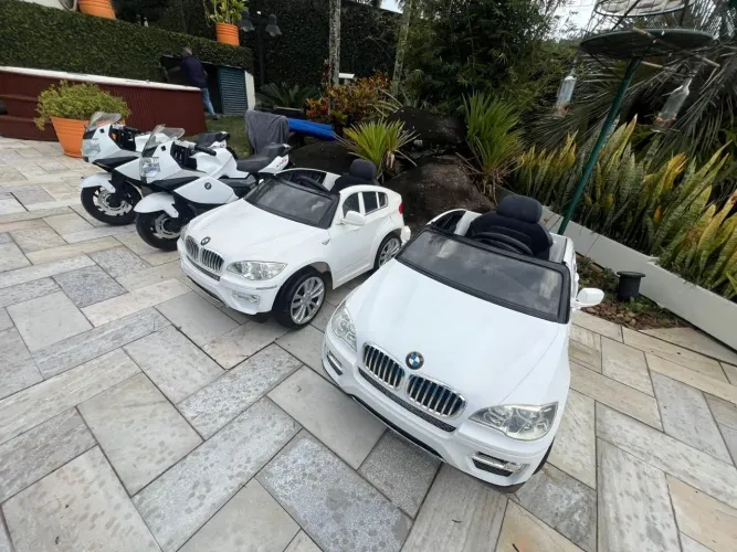 Carrinho elétrico infantil BMW X6