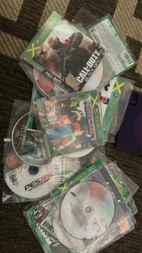 Vende Xbox 360 elite desbloqueado