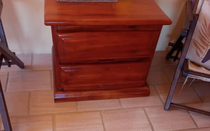Mesa de cabeceira
