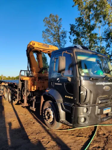Caminhão munck 45000