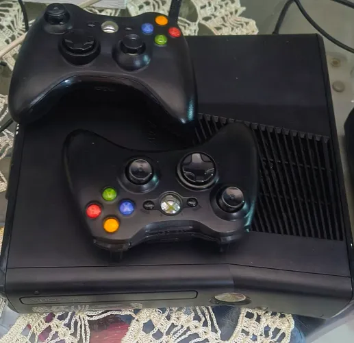 Xbox 360 desbloqueado vários jogos