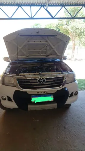 Toyota Hilux CD SRV 4X4 2.7 Flex 16V Aut. 2015
