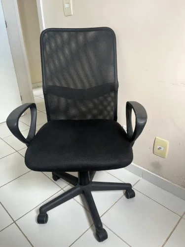 Cadeira Giratória de Escritório 