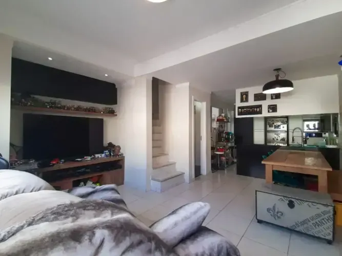 Sobrado para venda tem 90 metros quadrados com 2 quartos em Vila Sônia - São Paulo - SP