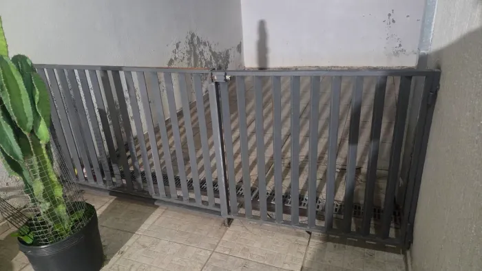 Portão de metalon 2,50 X 1,00.