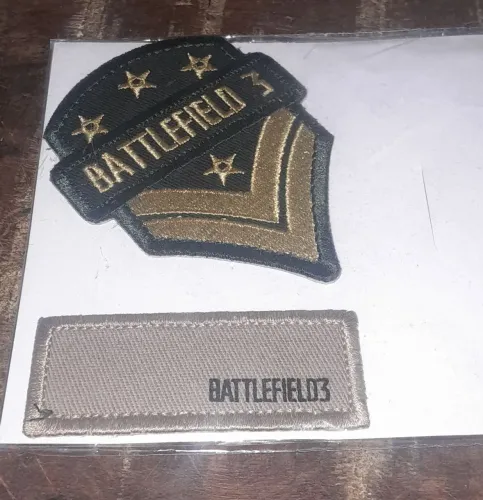 Kit Patches e Insígnias Battlefield 3 Lacrado Original.