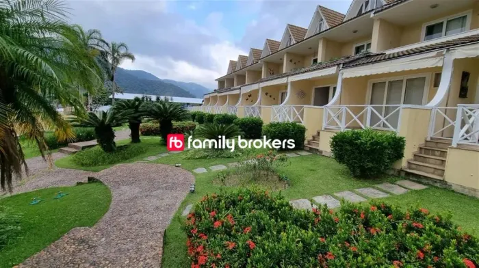 ILHA DOS COQUEIROS: MARAVILHOSA CASA DE 4 SUITES | 280 M² | VISTA PARA O MAR E A NATUREZA