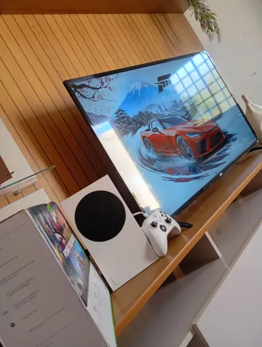 XBOX SERIES S NA CAIXA