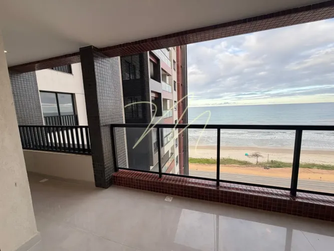 Apartamento 2 quartos mobiliado frente mar