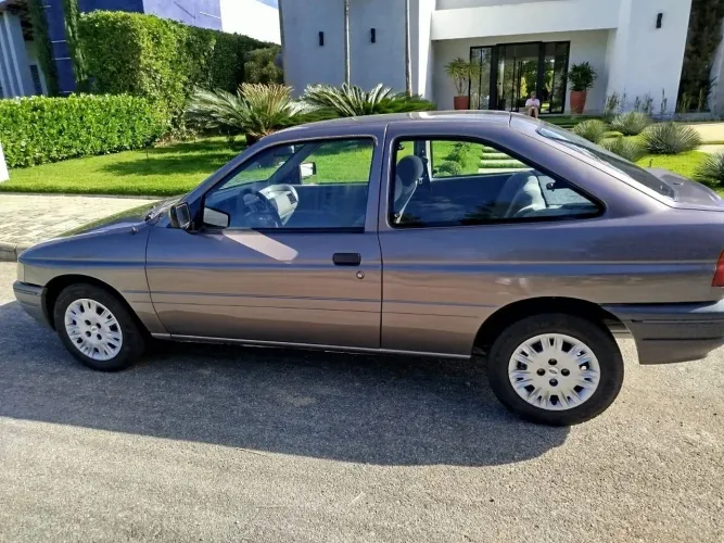 Ford Escort GL 1.6i / 1.6 (álcool) 1995