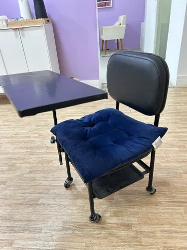 Cadeira Ciranda para manicure