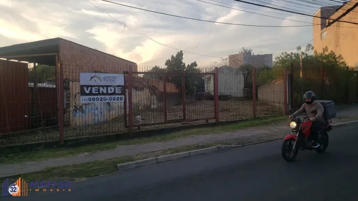 Vendo terreno na Batazar de 567m2 ( 13,5 x 43,5), muito bem localizado!