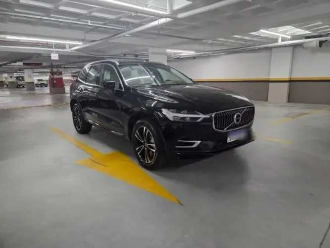 Volvo XC-60 XC 60 T-8 Híbrido Momentum 2.0 5P 2021