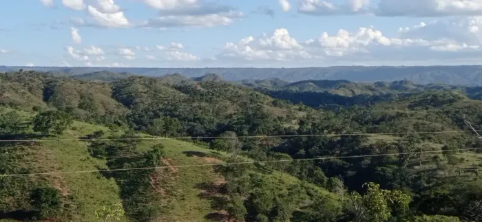 Fazenda turismo pecuária escriturada aceita troca DF 30 alqueires