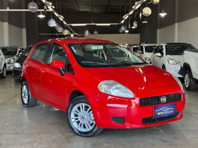 Fiat Punto Attractive 1.4 Fire Flex 8V 5P 2011
