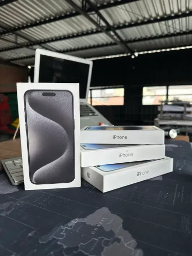 IPhone 15 Pro Max Black Titanium 256GB Impecável