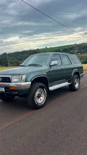 Toyota Hilux SW4 4X4 2.8 Diesel 1993
