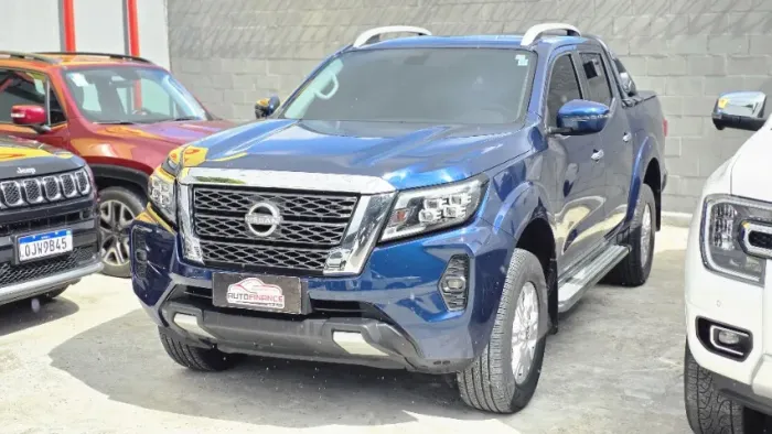 Nissan Frontier XE CD 4X4 2.3 Bi-TB Diesel Aut. 2025