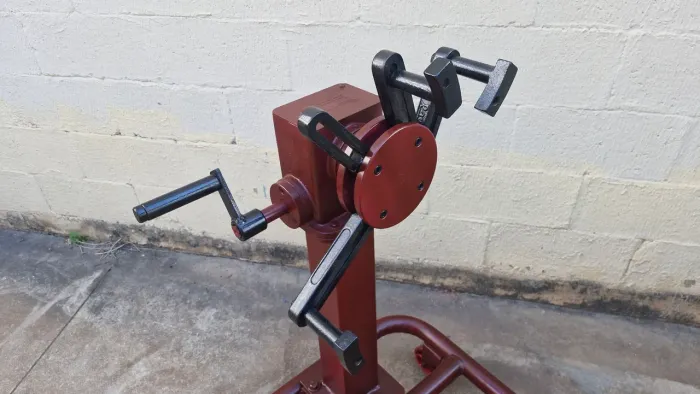 Cavalete para montar motor e câmbio