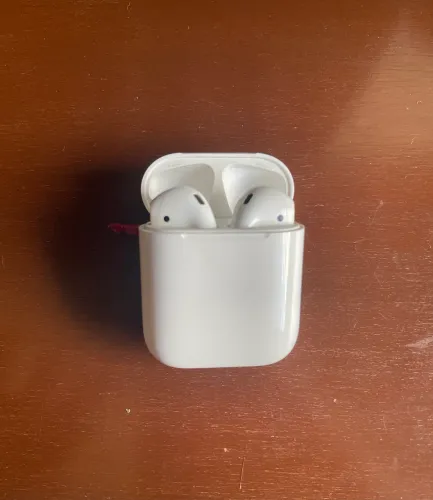 AirPods 2