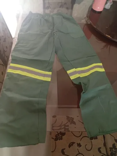 Calça com faixa refletiva Verde 