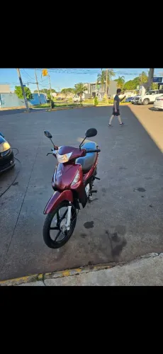 Vendo biz 125 ,partida elétrica 2009 ,2 pneu bom ,2026 pago no meu nome