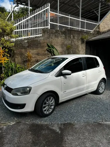 Volkswagen Fox 1.0 MI Total Flex 8V 3P 2013