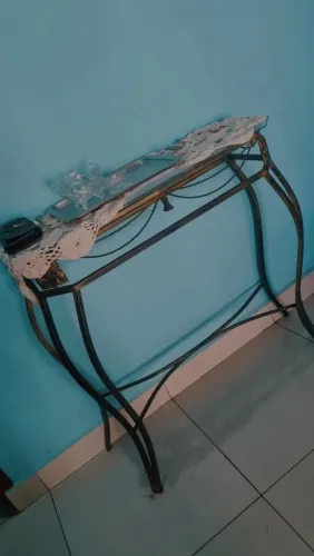 Vendo aparador para cantinho do café