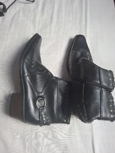 Bota masculina
