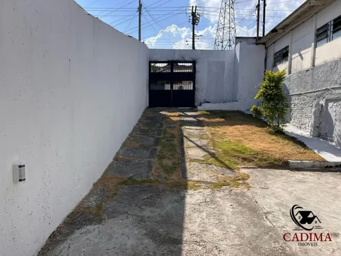 Terreno 422 m² total para venda no Jardim Popular!