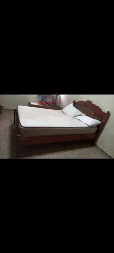 Cama de Madeira