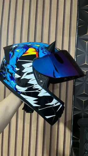 Capacete lvs com óculos