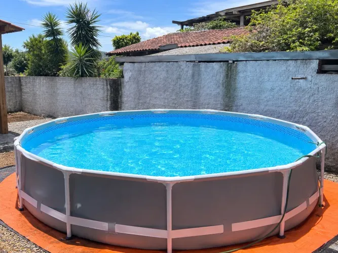 Piscina 6.500 litros