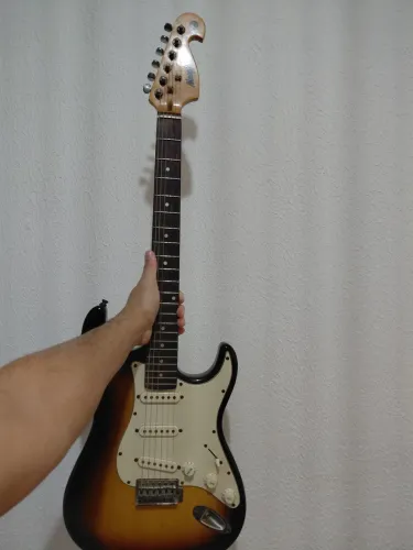 Guitarra Memphis ST