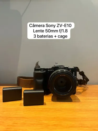 Câmera Sony ZV-E10  Lente 50mm f/1.8 3 baterias + cage   