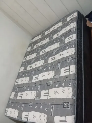 Cama de casal conjugada