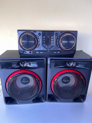 Mini System LG Xboom Cl65 950w Bluetooth - Bivolt