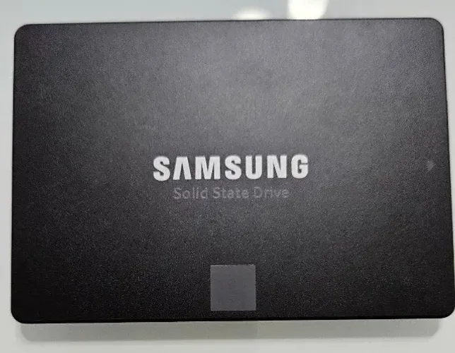 SSD interno Samsung 250 Gb 850 EVO 100% Saúde *Fotos originais*