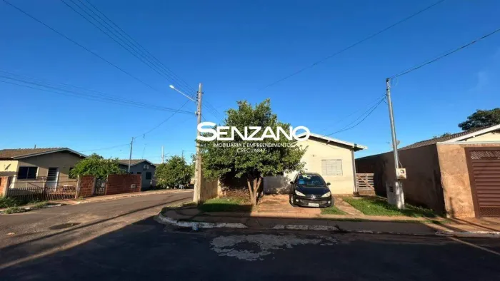 Casa de esquina em Condomínio à Venda no Jardim Noroeste