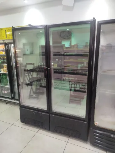 Freezer Vertical Cervejeiro 220v Excelente Estado de Conservação 