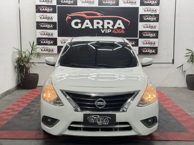 Nissan Versa SL 1.6 16V Flexstart 4P Mec. 2016