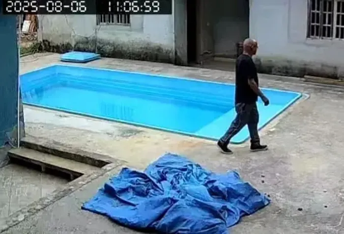 casa com piscina para até 10 pessoas