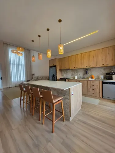 CASA PORTEIRA FECHADA COM 3 SUITES E PISCINA NO CONDOMINIO EVIDENCIAS EM INDAIATUBA SP