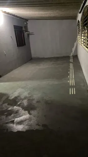 aluga se está casa  valor 1.000$