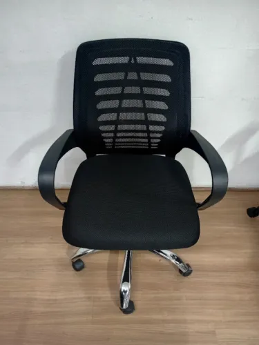Cadeira de Escritório Diretor Tela Mesh Preta