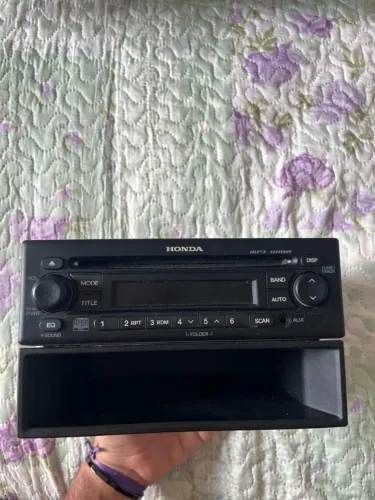 RÁDIO E TOCA CD ORIGINAL HONDA